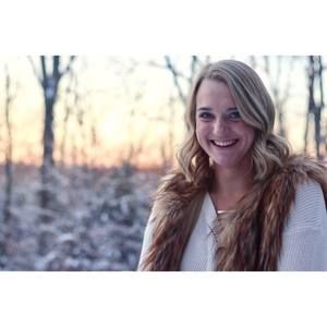 Meet your Posher, Abbie